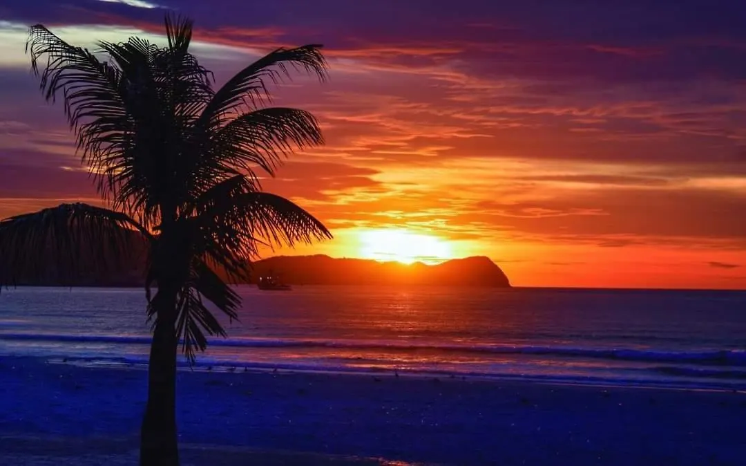 Pousada Paraiso Das Conchas Na Praia Do Pero Cabo Frio Rj Hostel